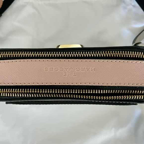 Marc Jacobs iconic Snapshot Bag  New - Picture 7 of 12